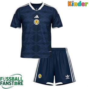 Schottland Replik Heimtrikot Kinder WM 2026 Kurzarm (+ Kurze Hosen)
